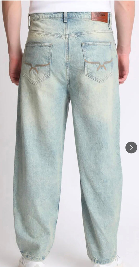 Baggy jeans