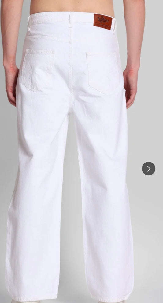 Baggy jeans