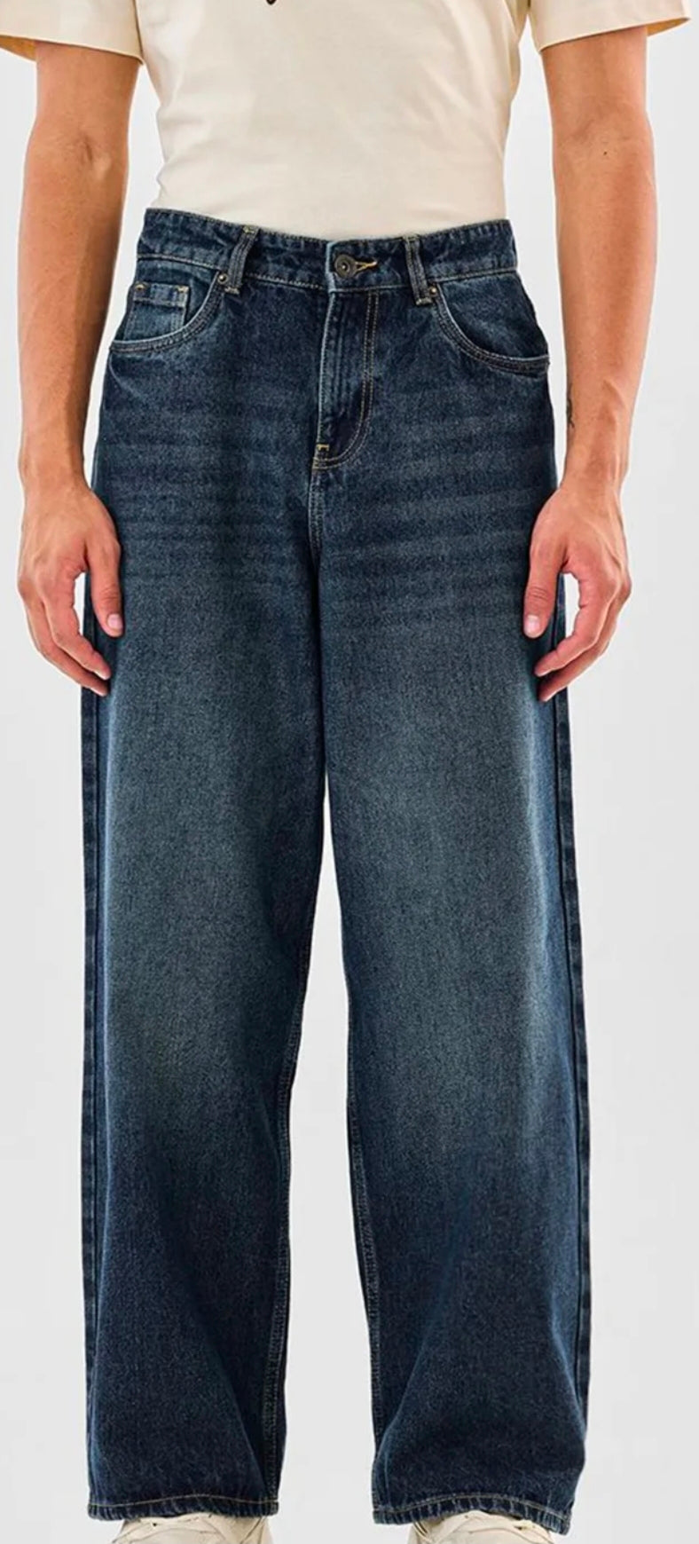 Baggy jeans