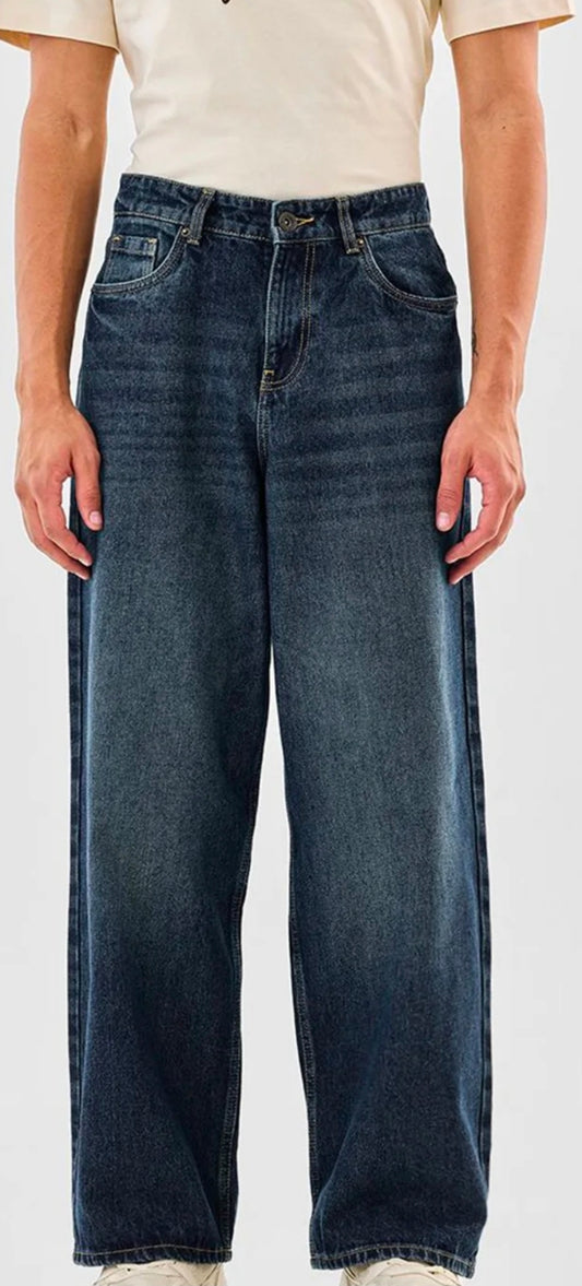Baggy jeans
